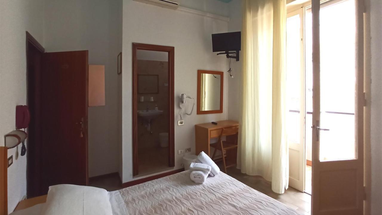 Hotel La Caravella Bellaria – Igea Marina Kültér fotó