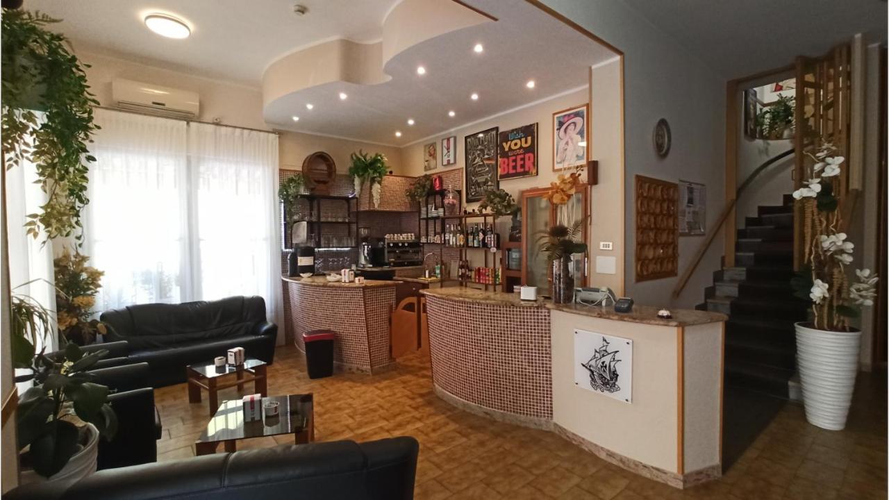 Hotel La Caravella Bellaria – Igea Marina Kültér fotó