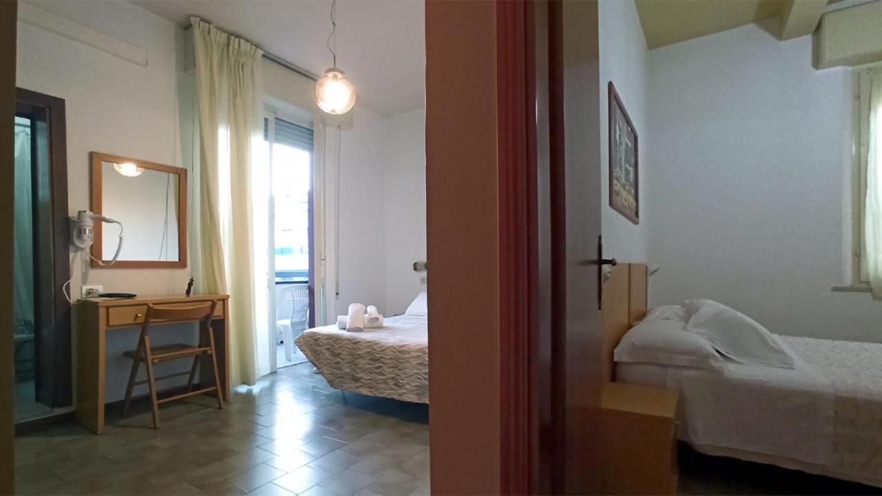 Hotel La Caravella Bellaria – Igea Marina Kültér fotó
