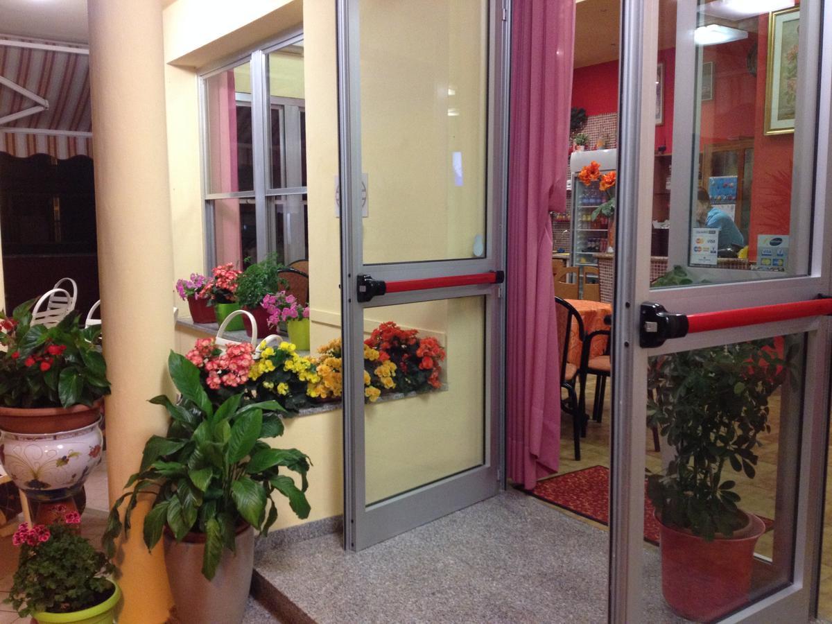 Hotel La Caravella Bellaria – Igea Marina Kültér fotó